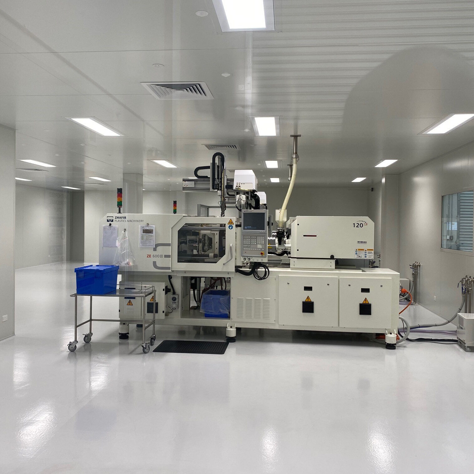 Cleanroom manufacturing facility in Melbourne